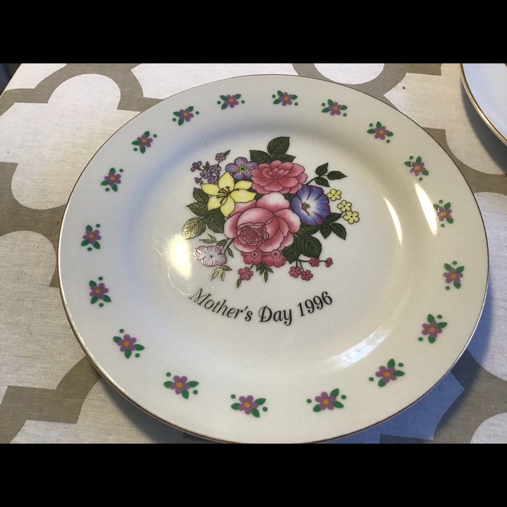 Decorative plate